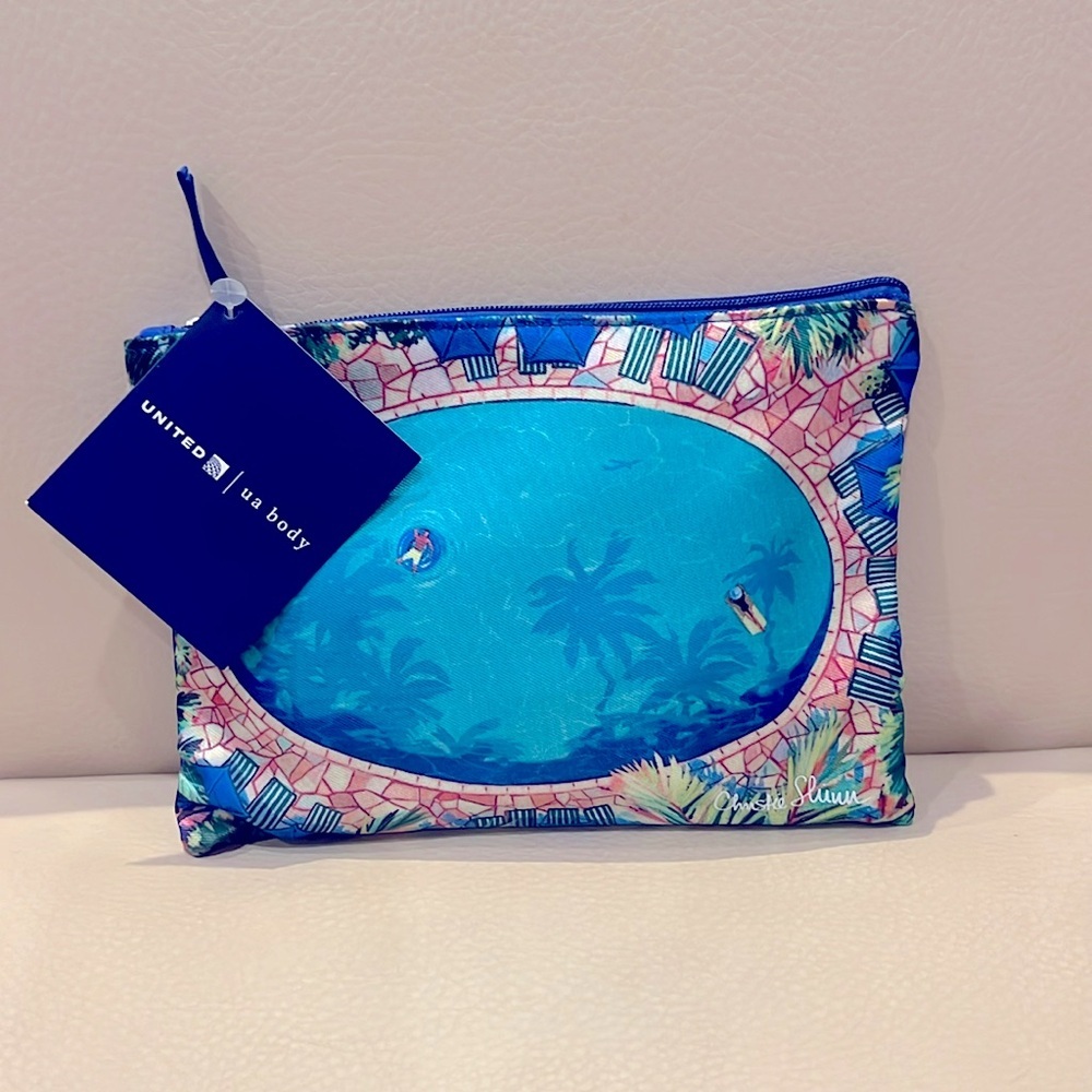 United Airlines Hawaii Amenity Kit with UA Body NWT pool - Picture 2 of 7
